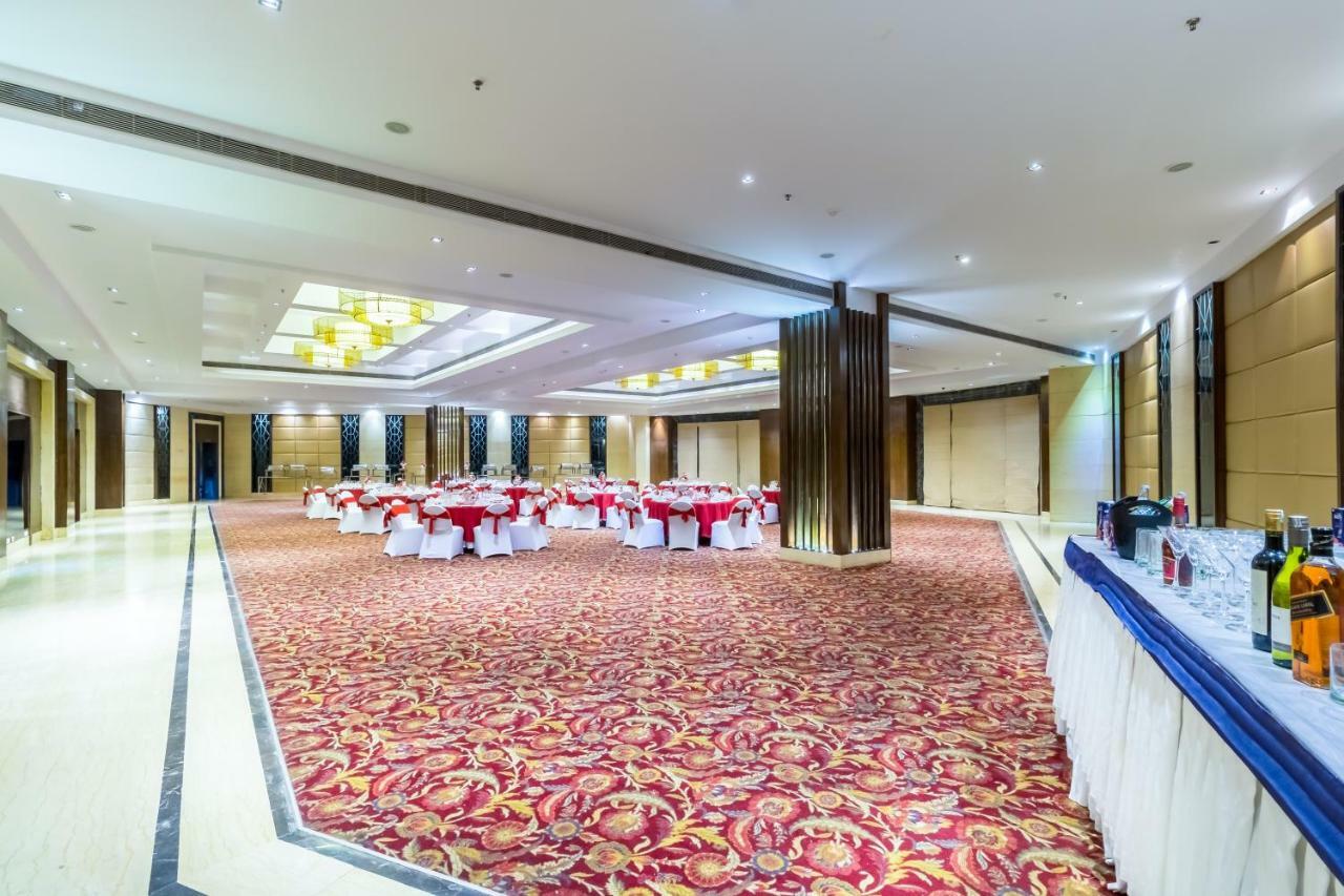 Golden Tulip Chandigarh, Panchkula Kültér fotó