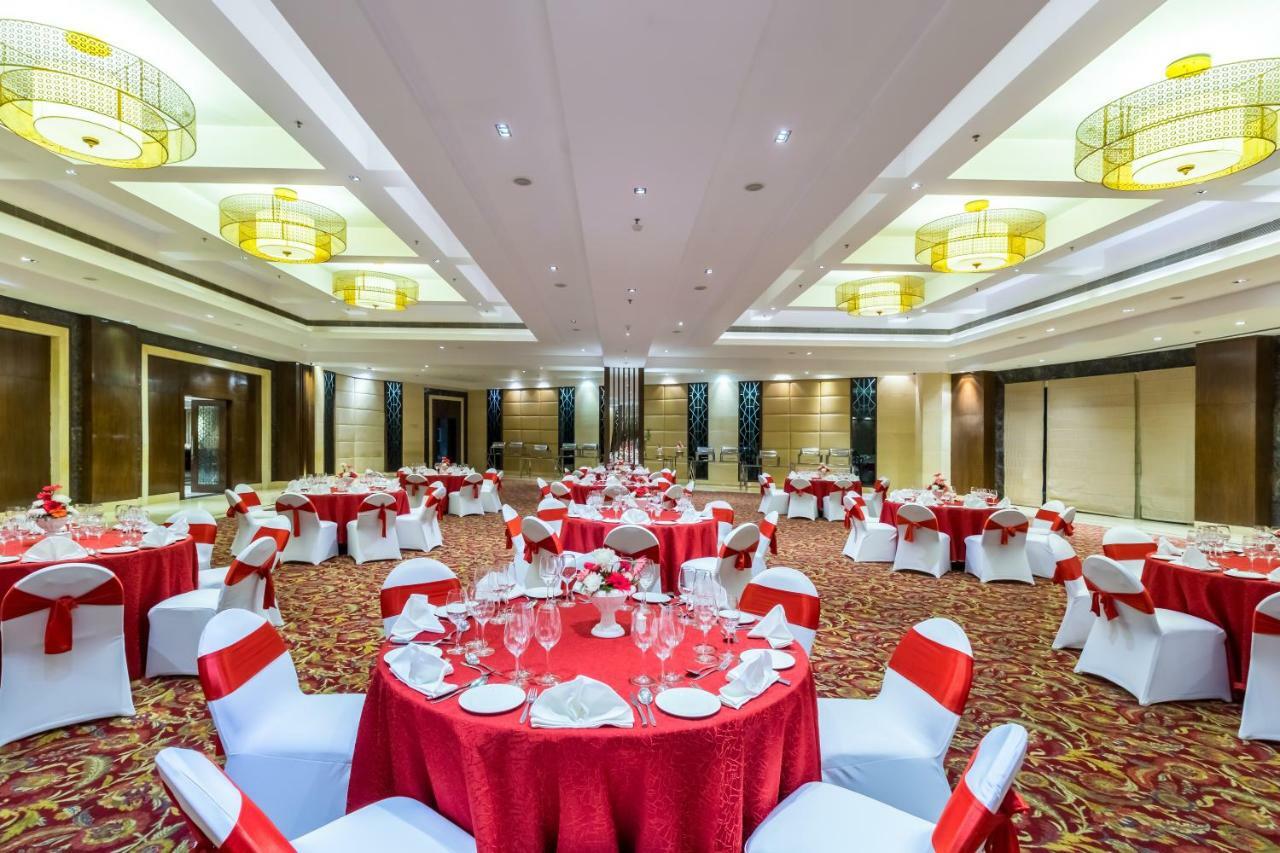 Golden Tulip Chandigarh, Panchkula Kültér fotó