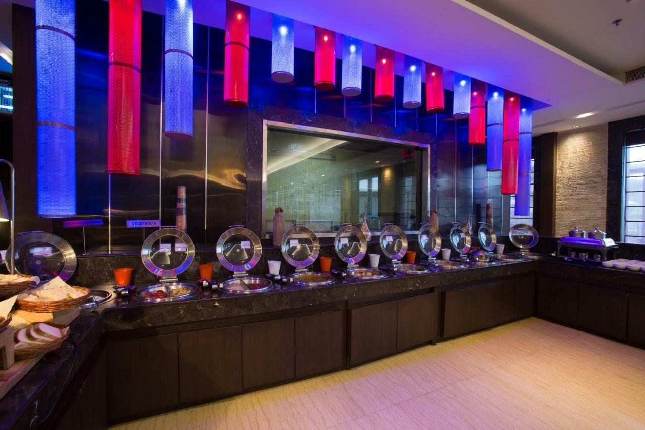 Golden Tulip Chandigarh, Pancskula Kültér fotó