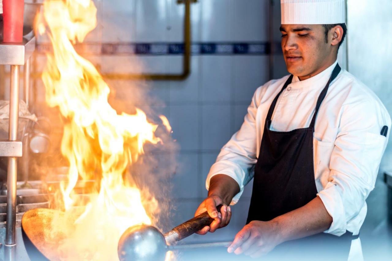 Golden Tulip Chandigarh, Pancskula Kültér fotó